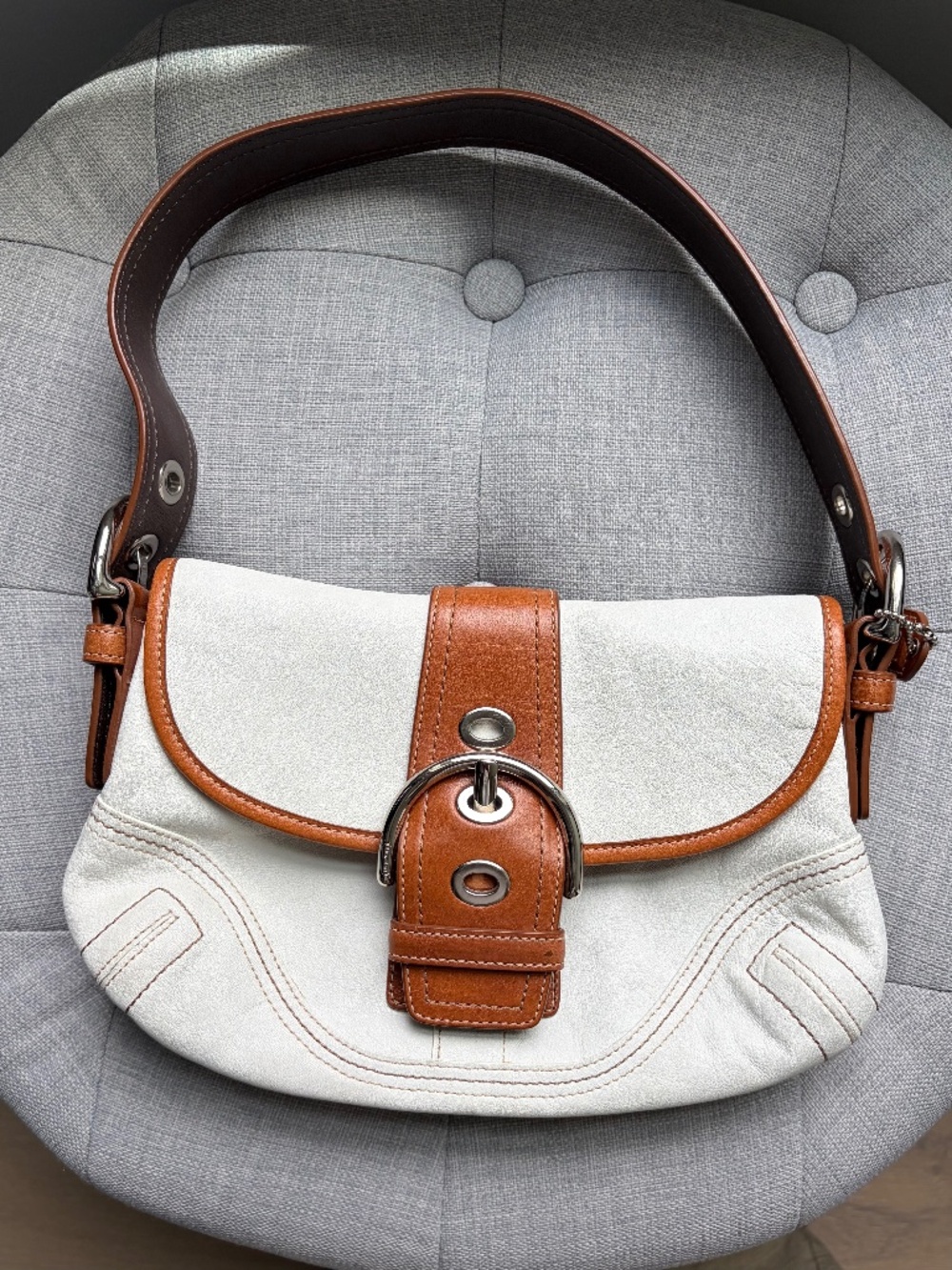 COACH F10188 Vintage Small Soho Cream & Cognac Leather Shoulder Bag
